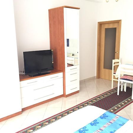 Apartments Silvi Podstrana Luaran gambar
