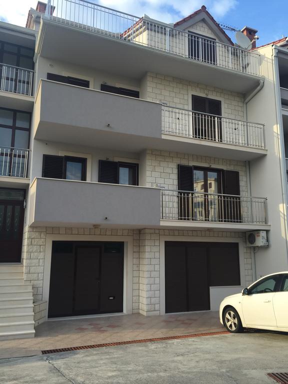 Apartments Silvi Podstrana Luaran gambar