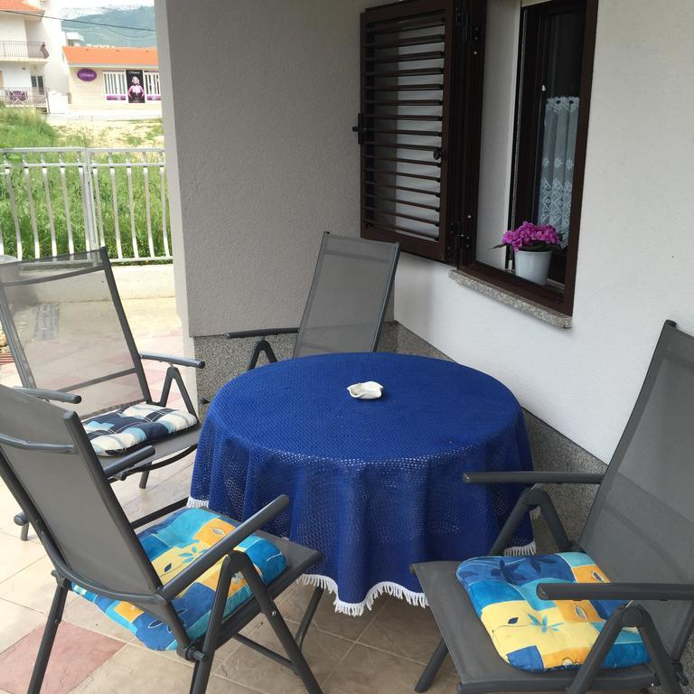 Apartments Silvi Podstrana Luaran gambar