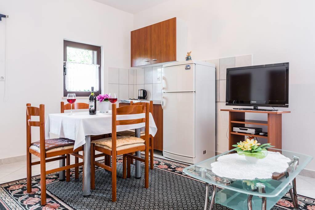 Apartments Silvi Podstrana Luaran gambar