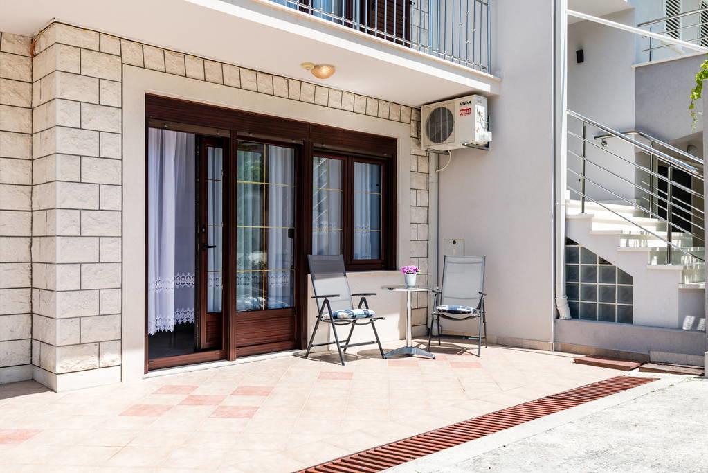 Apartments Silvi Podstrana Luaran gambar